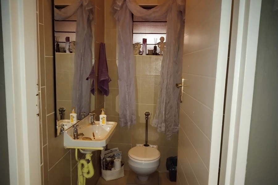 4 Bedroom Property for Sale in Broederstroom North West